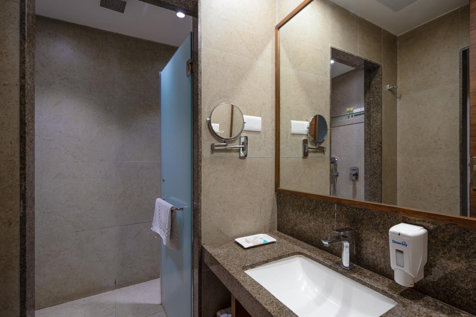 Gcc And Club 4* Mira-Bhayandar