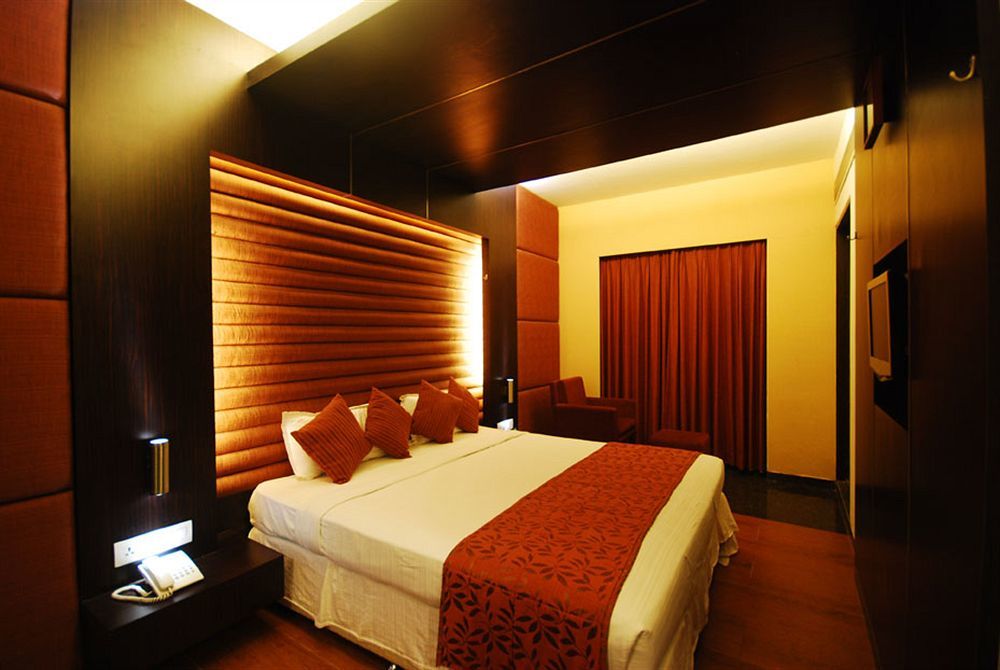 Hotel Gcc And Club