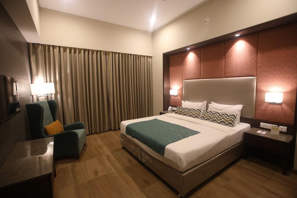 होटल Gcc And Club 4*