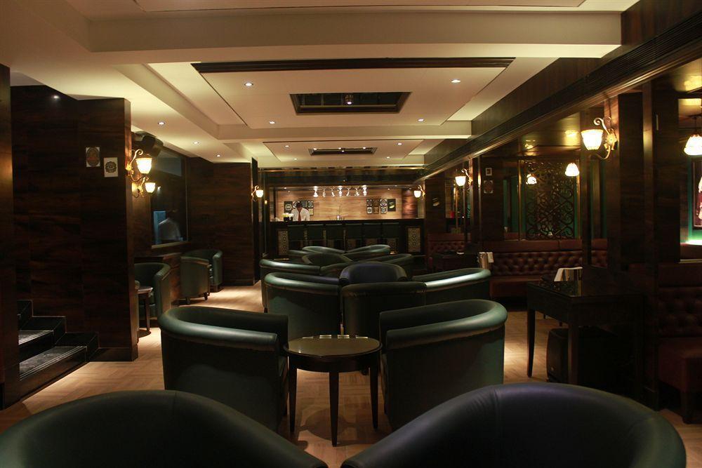 होटल Gcc And Club Mira-Bhayandar